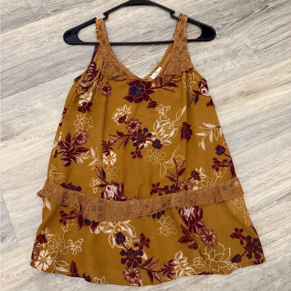 Elegant Floral Sleeveless Blouse